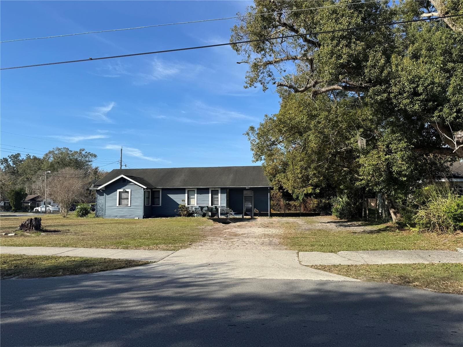 1049 Plateau Ave photo 2
