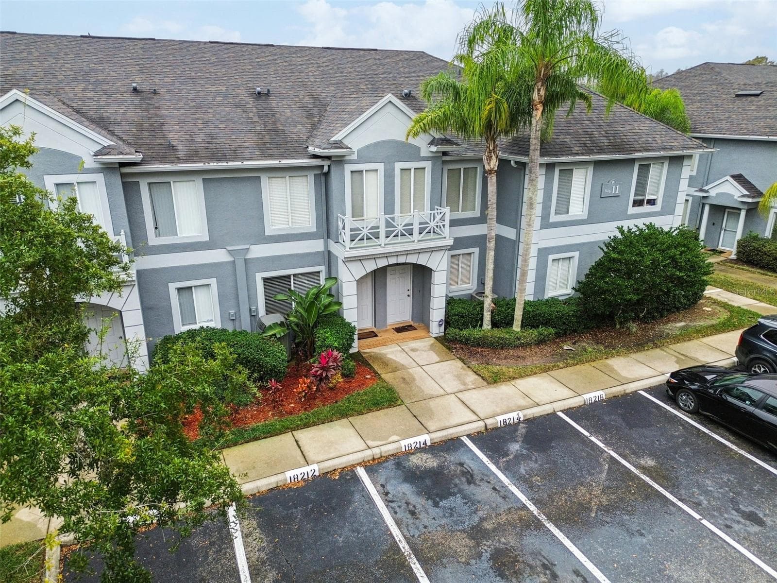 18214 Paradise Point Dr photo 2