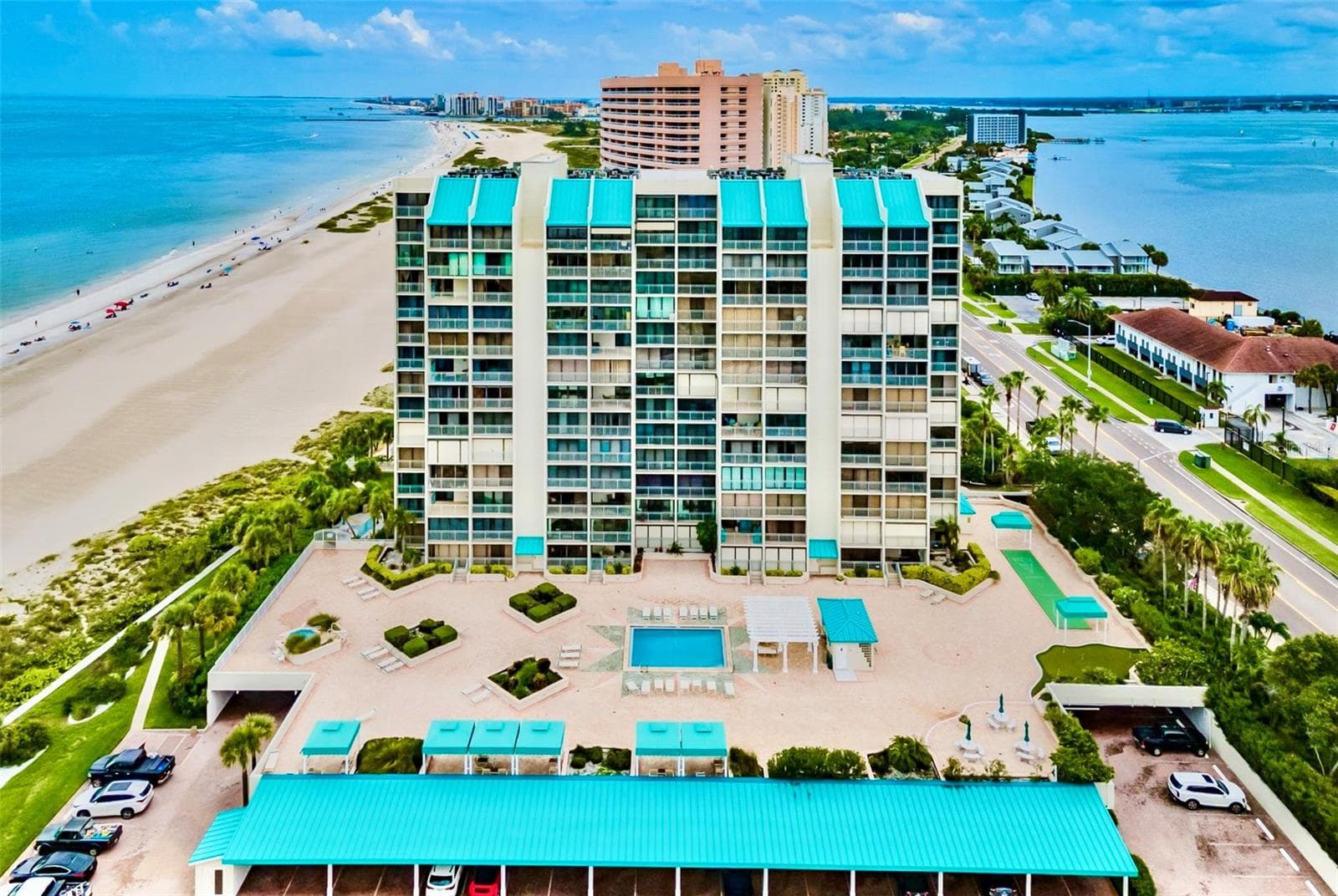 1380 Gulf Blvd #805 photo 2
