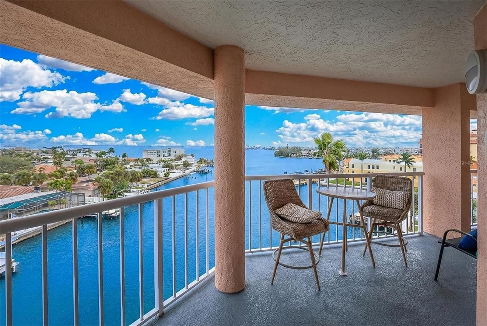 5445 Gulf Blvd #PH1 photo 2