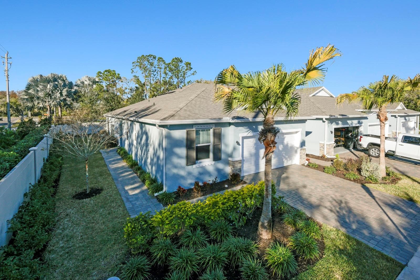 810 Ruddy Quail Pl photo 2