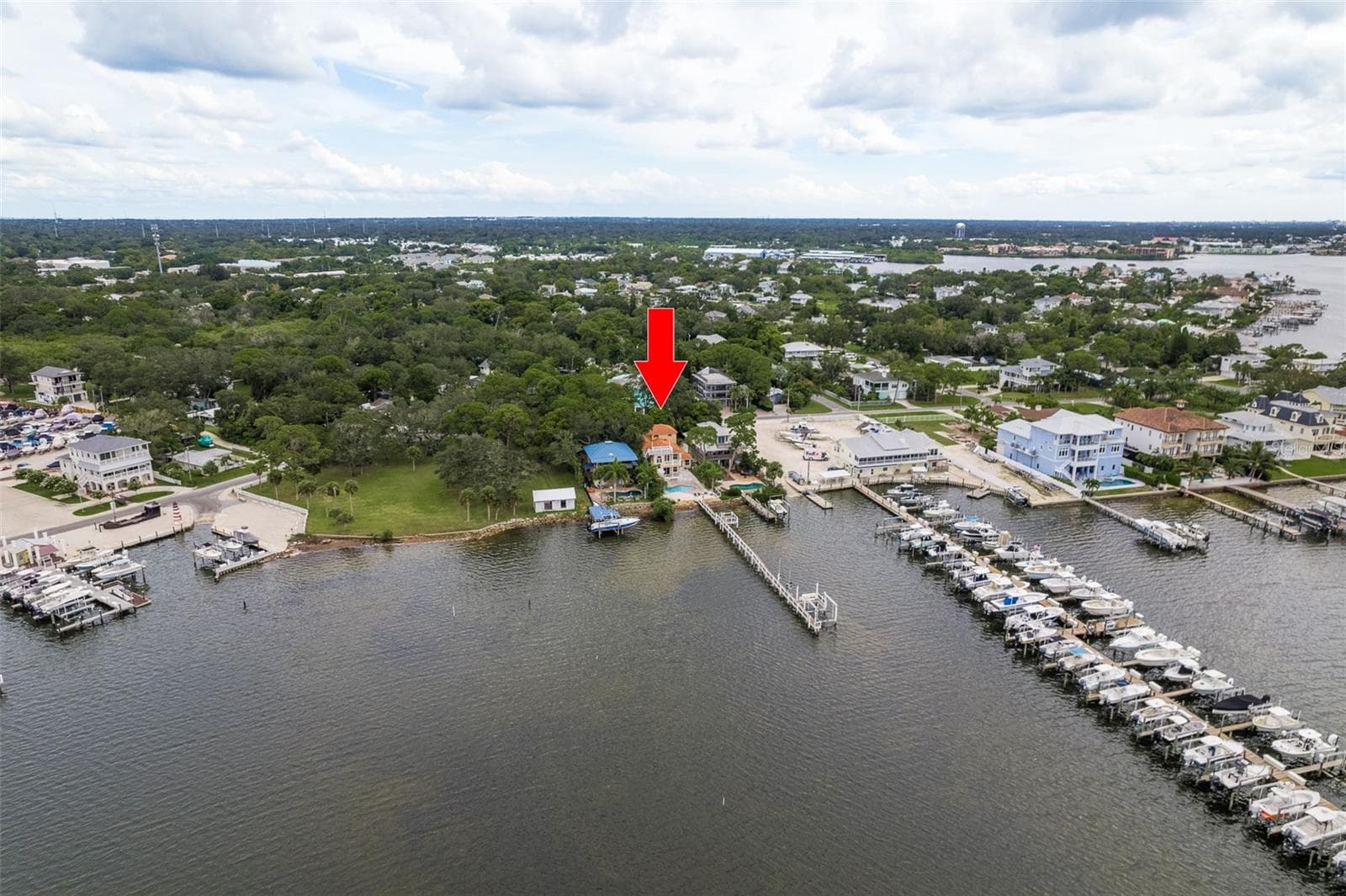 302 Shore Dr photo 3