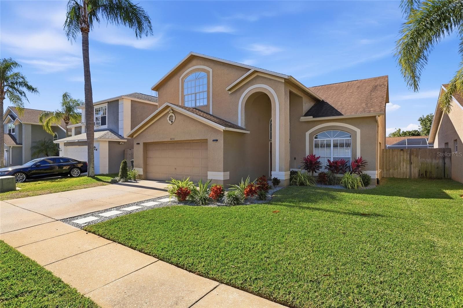 11235 Clayridge Dr photo 3