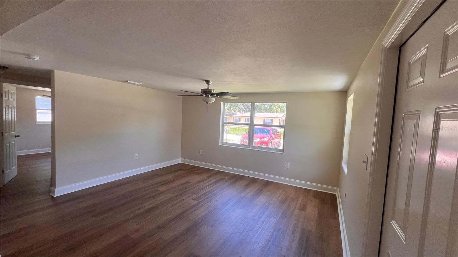2824 Meadow View Ave photo 3