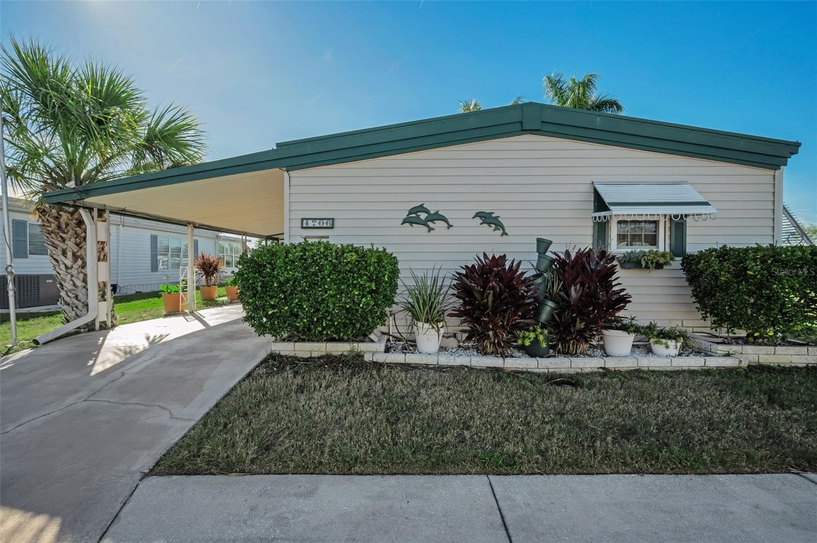 4706 Burney Dr photo 2