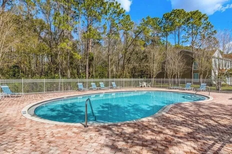 8674 Hunters Key Cir photo 2
