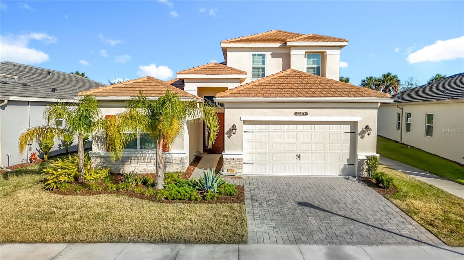 32676 Tree Of Life Ave photo 2