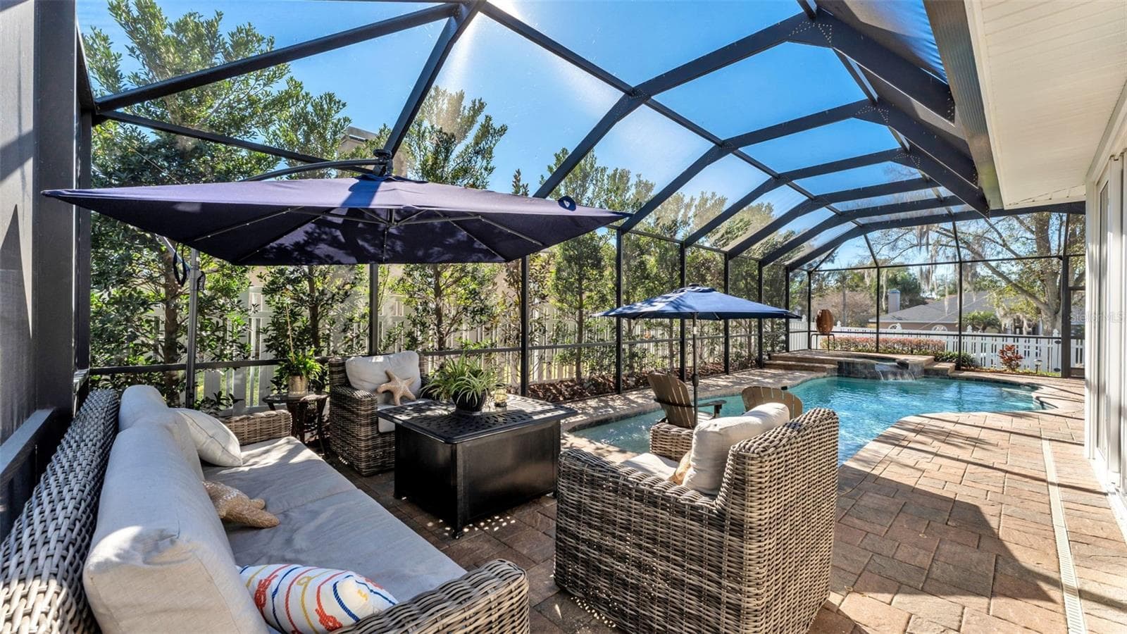2409 Jenna Ln photo 2