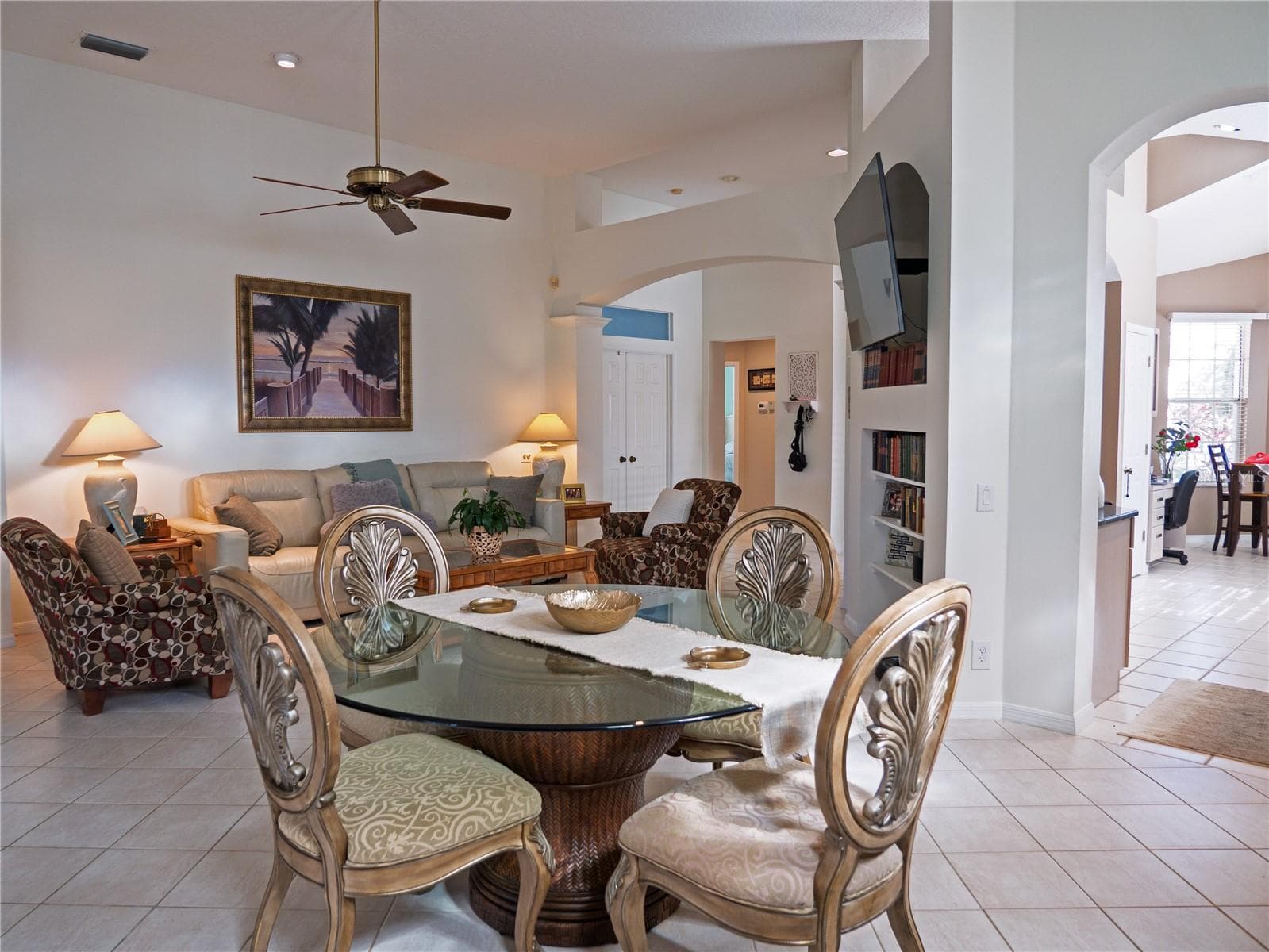 4054 Caddie Dr E photo 5