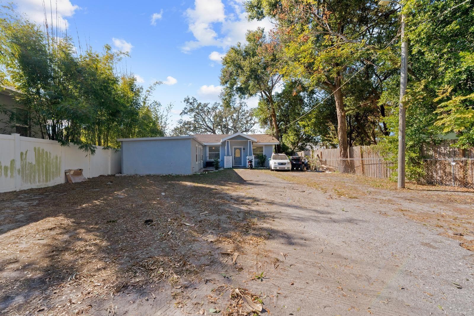 4204 N Marguerite St photo 2