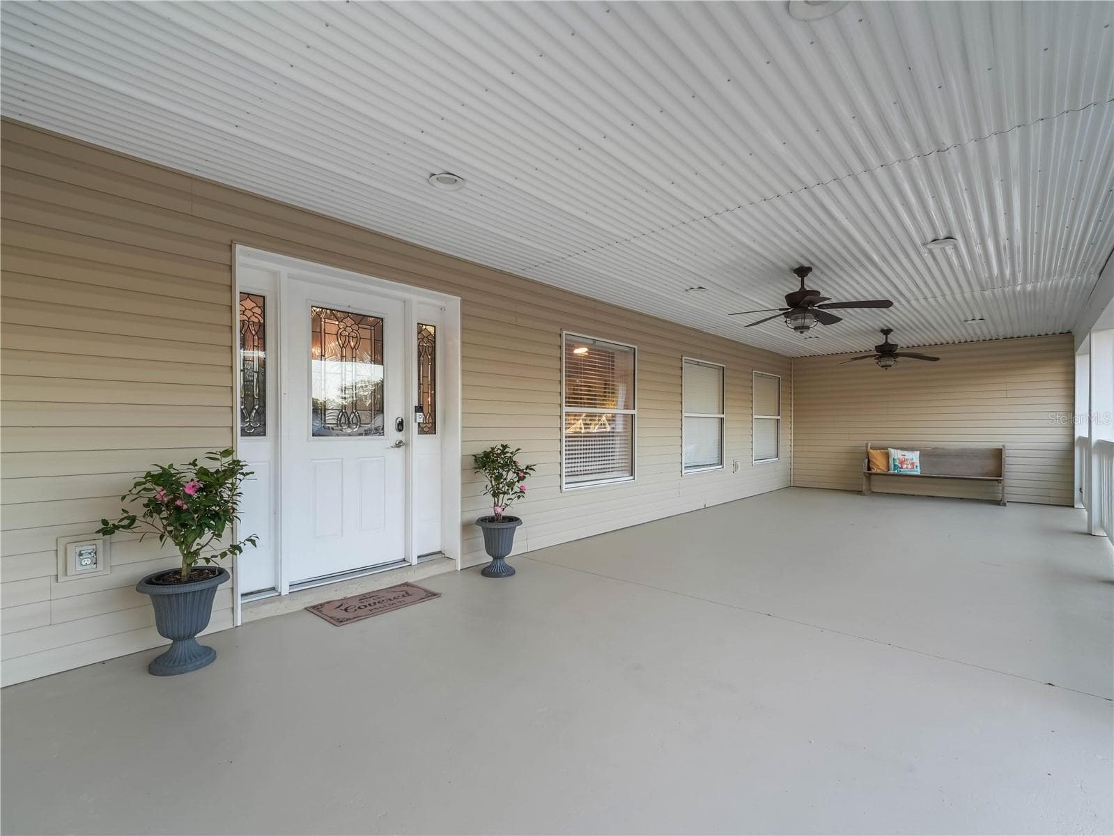 124 Pangola Dr photo 4