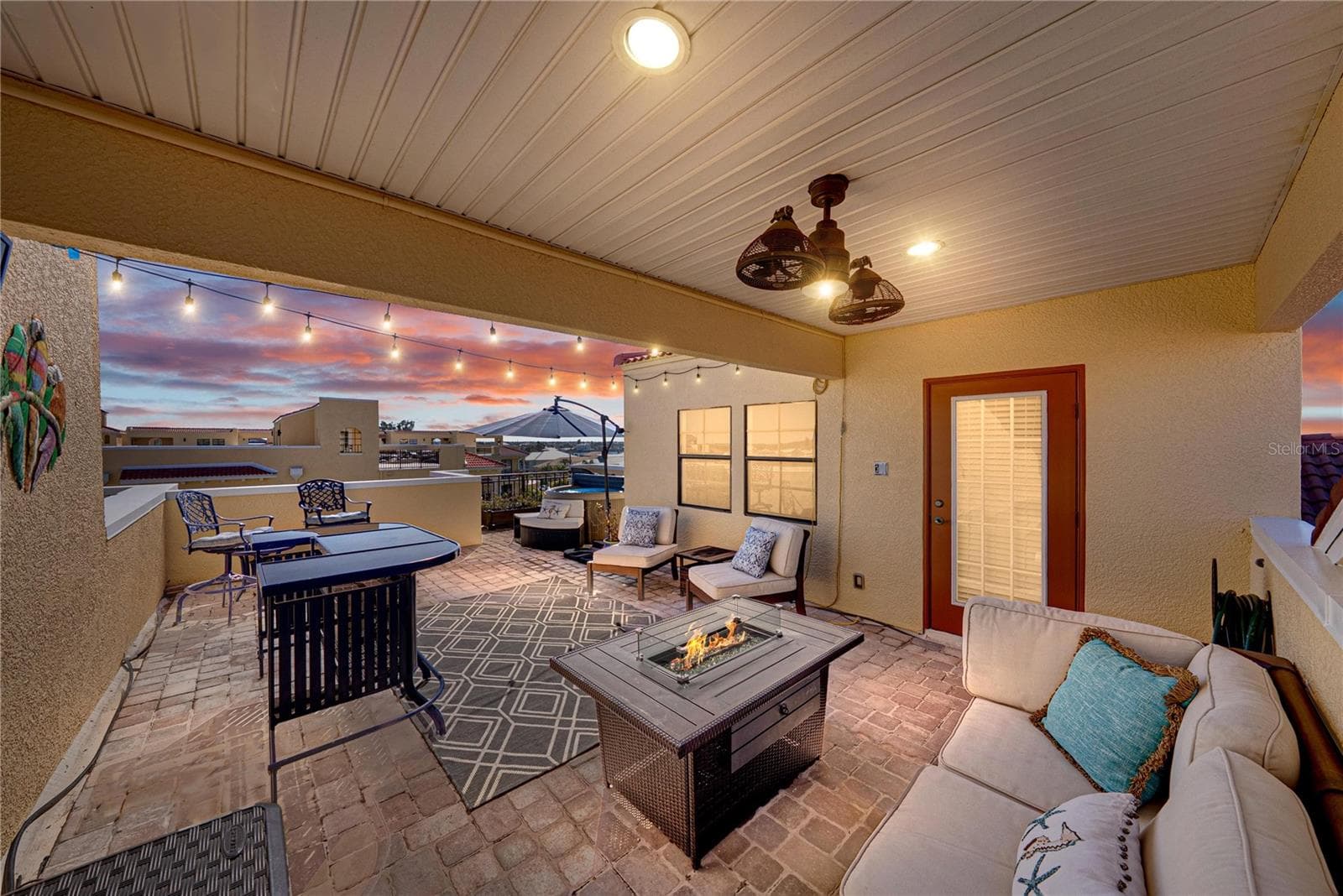 6411 Mayra Shores Ln photo 2