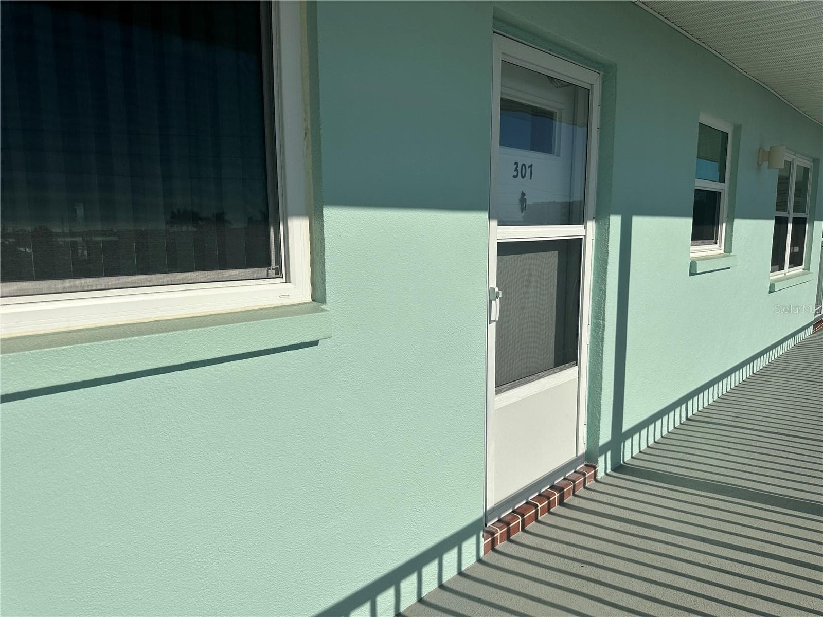 1819 Shore Dr S #307 photo 2
