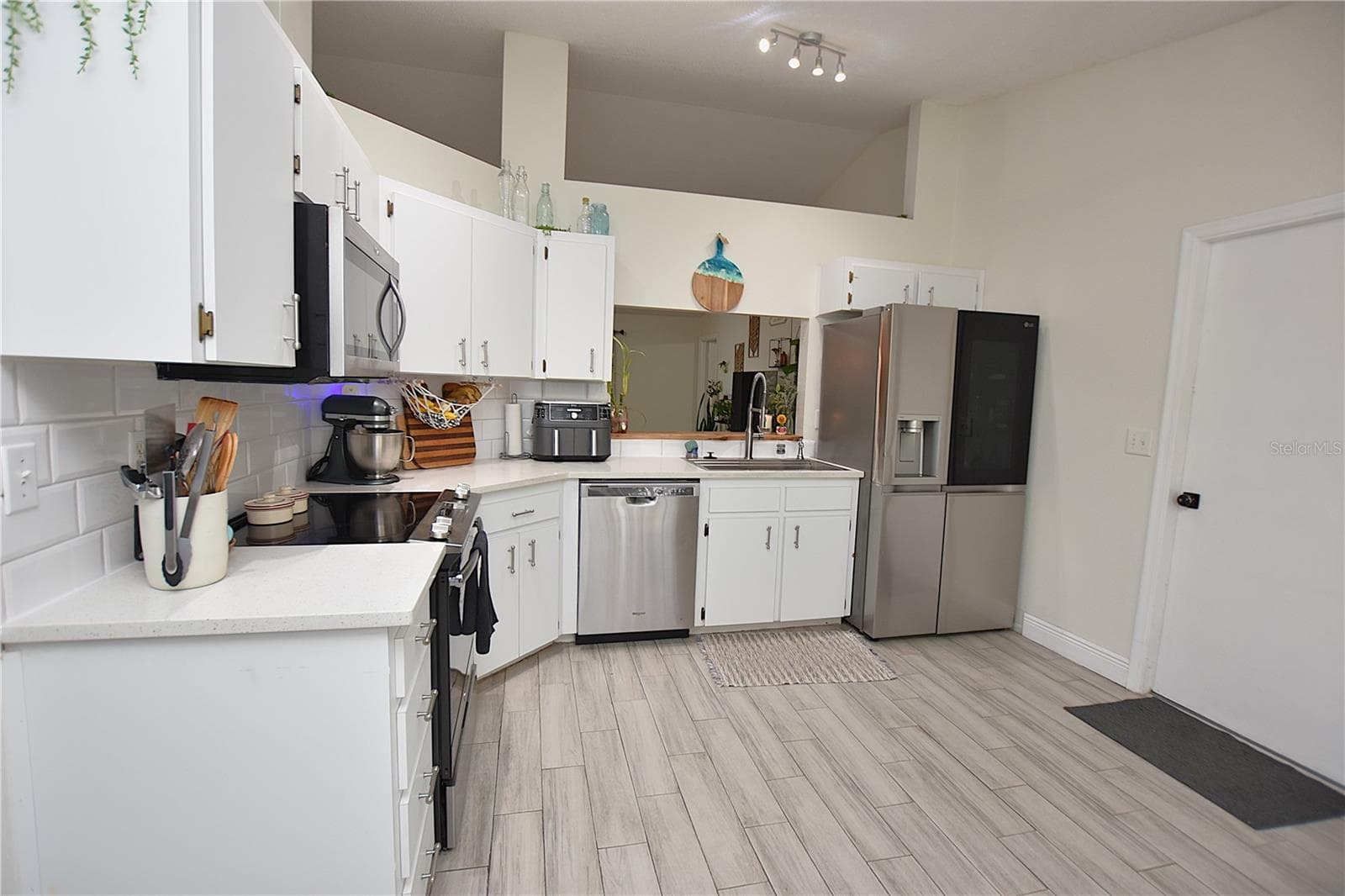 2022 Hatteras Pt photo 4