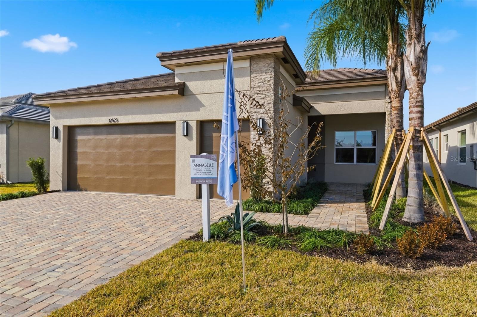 32623 Neroli St photo 2