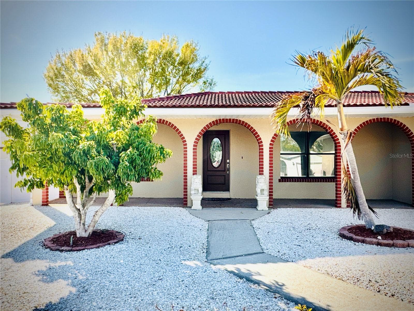 6512 Manila Palm Way photo 3