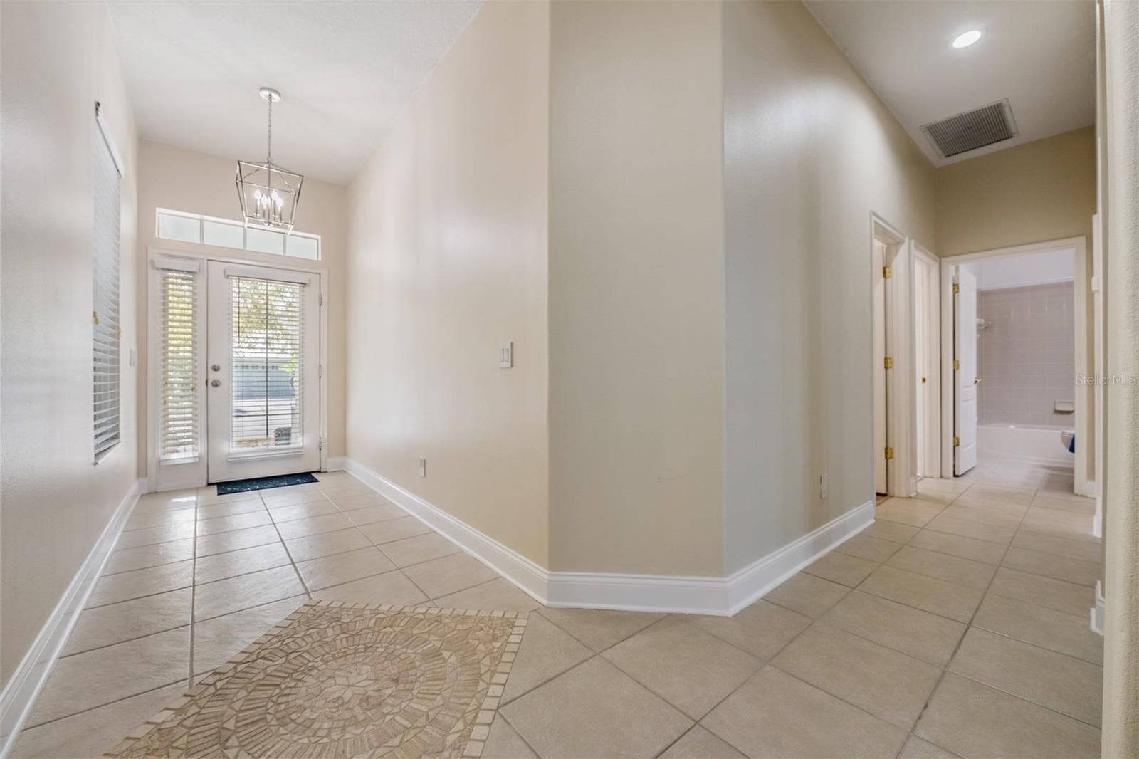 423 Manns Harbor Dr photo 3