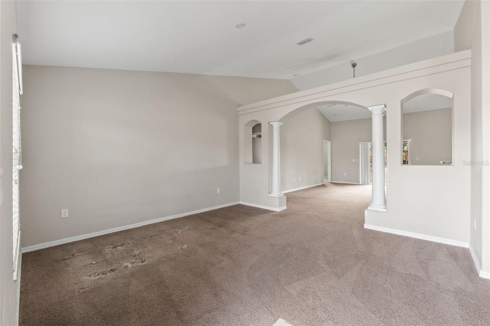 11428 Pelican Ave photo 3