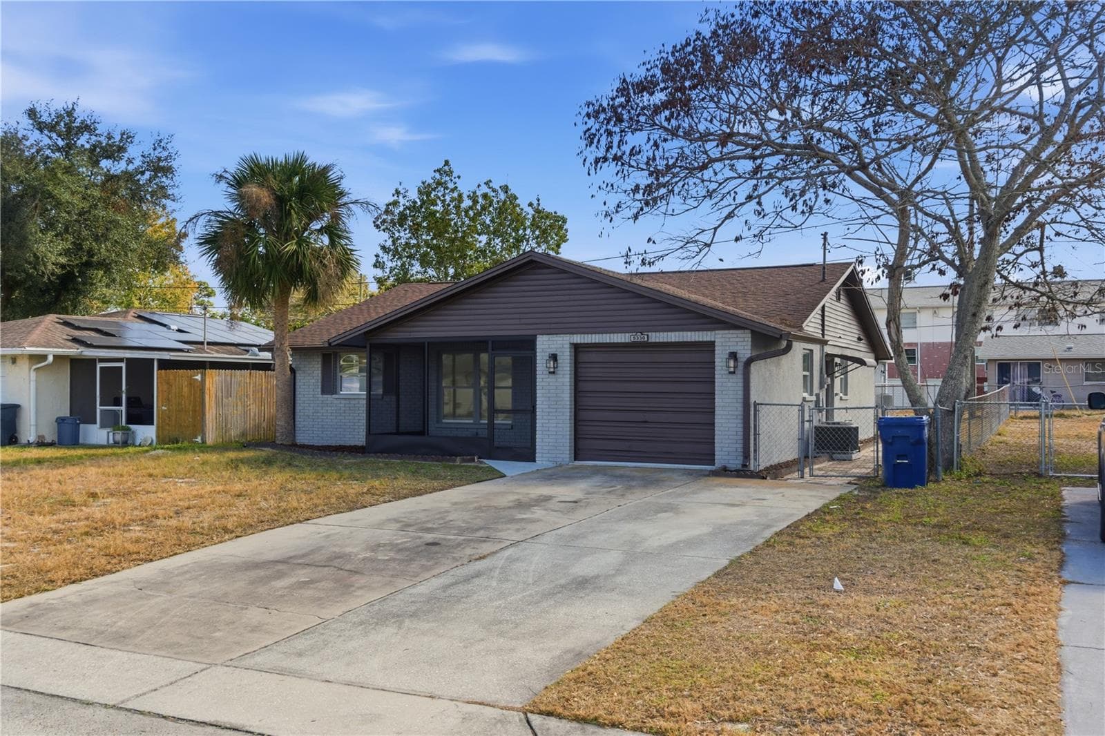 5330 Poinsettia Dr photo 2
