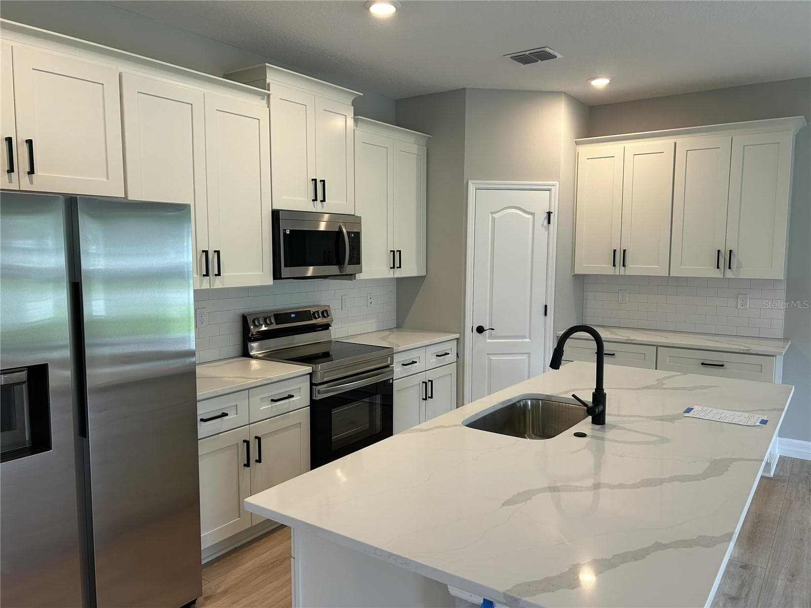 8328 Christopher Ln photo 4