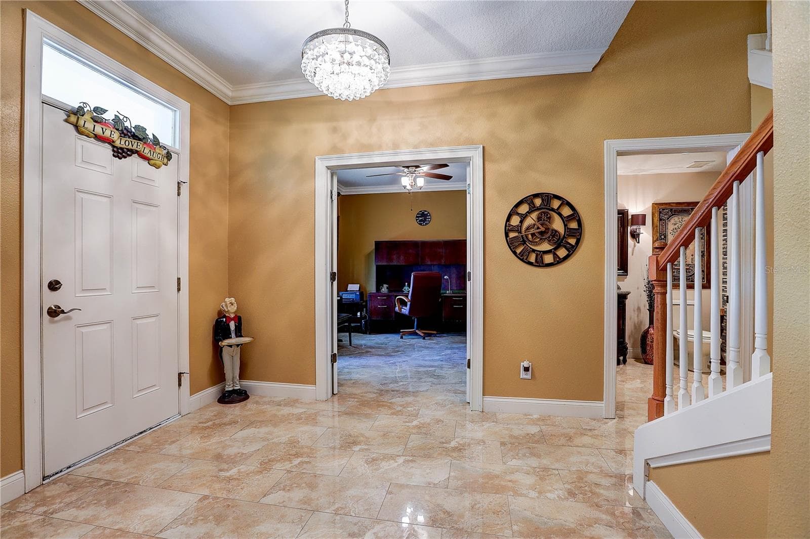 5518 Luminar Pointe Ln photo 2