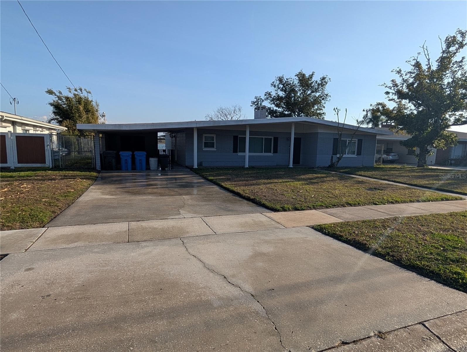 6517 Walton Way photo 2