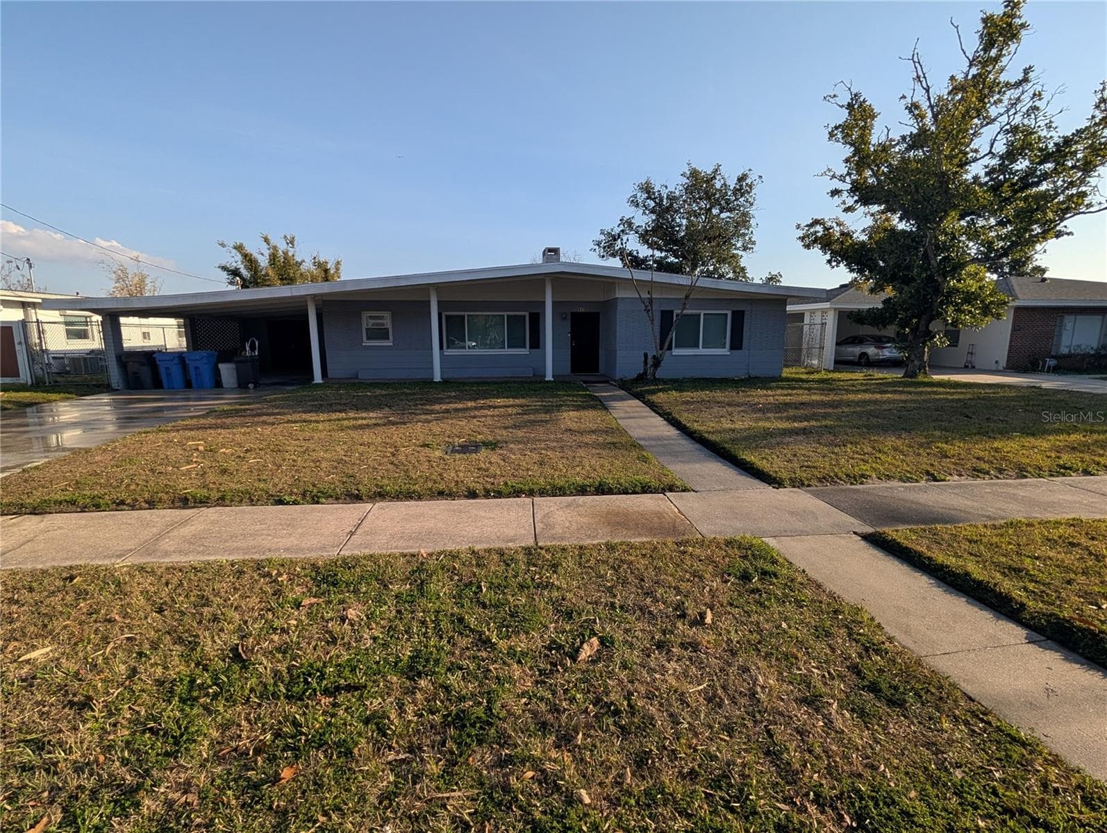 6517 Walton Way photo 3