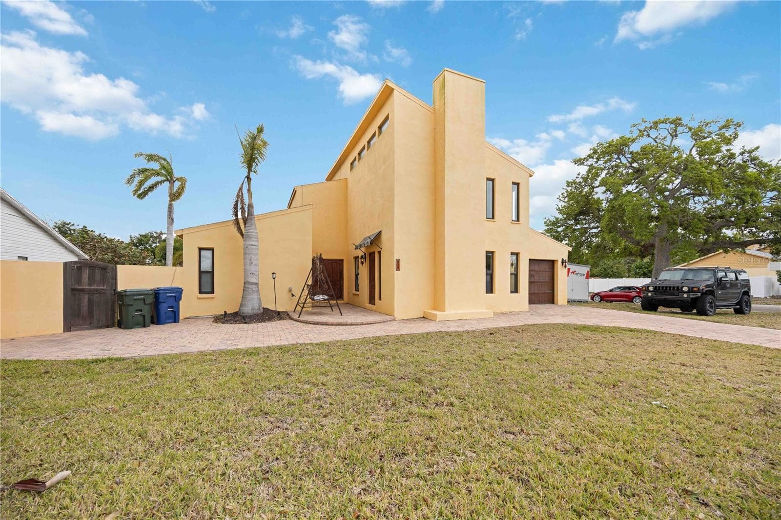 6515 Mauna Loa Blvd photo 2