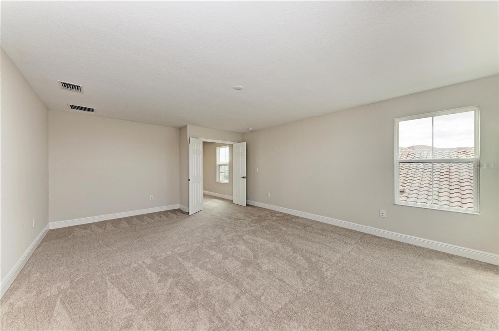 13718 Heartwood Way photo 5