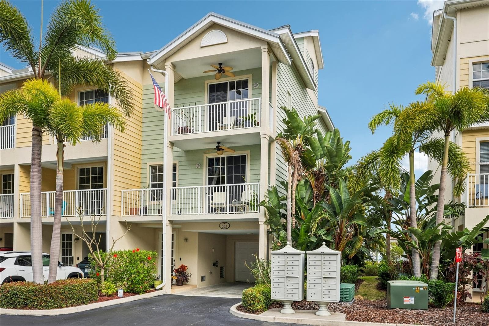 533 Bahia Beach Blvd photo 2