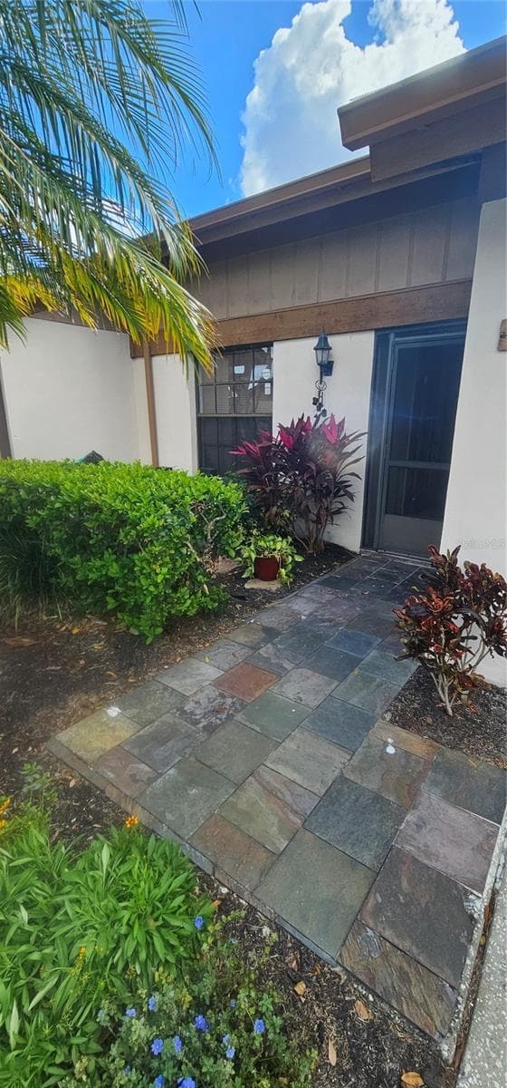 4075 Shoreside Cir photo 3