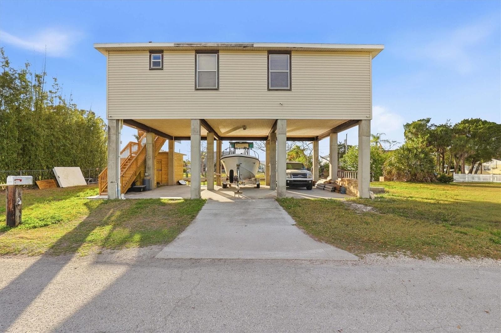 14203 Shiloh CT photo 2