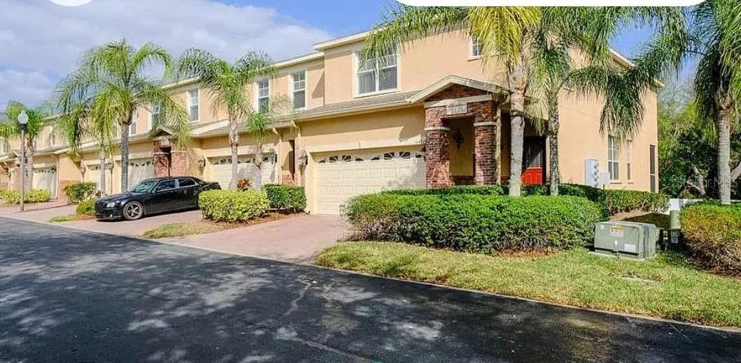 1443 Hillview Ln photo 2