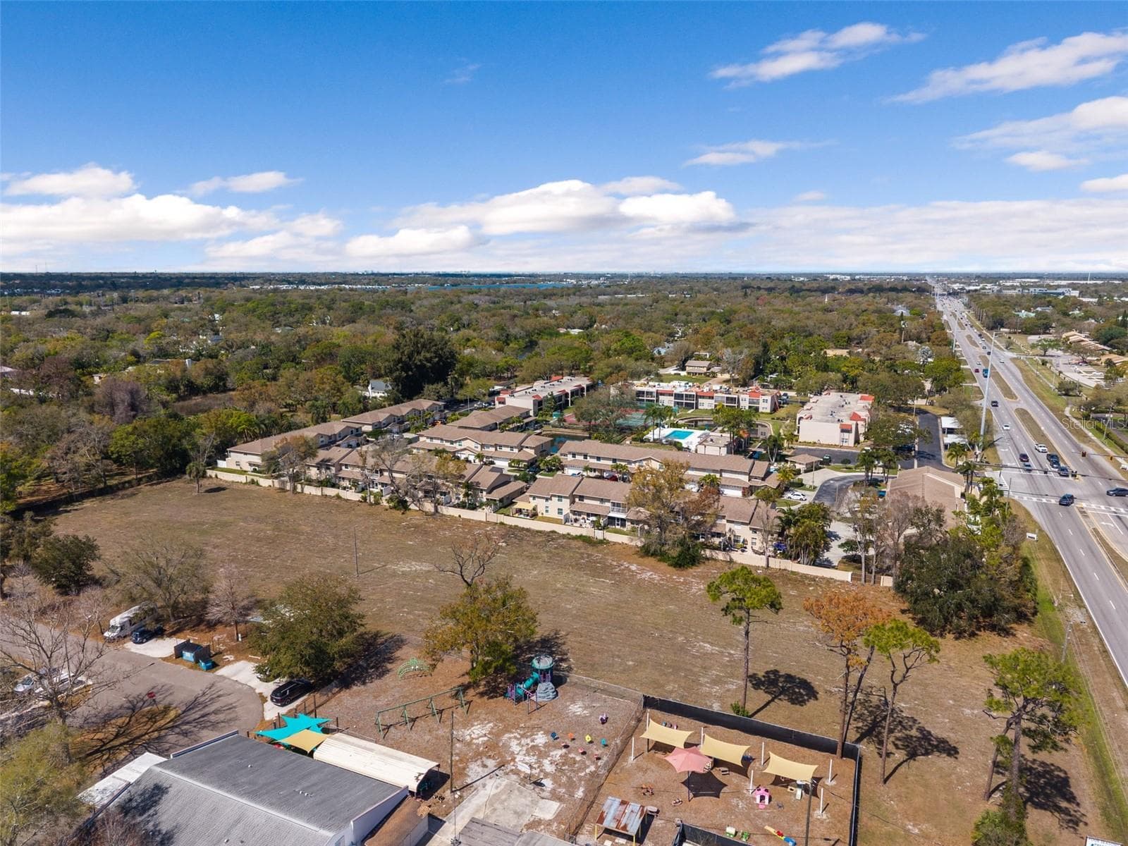 9530 Starkey Rd photo 3