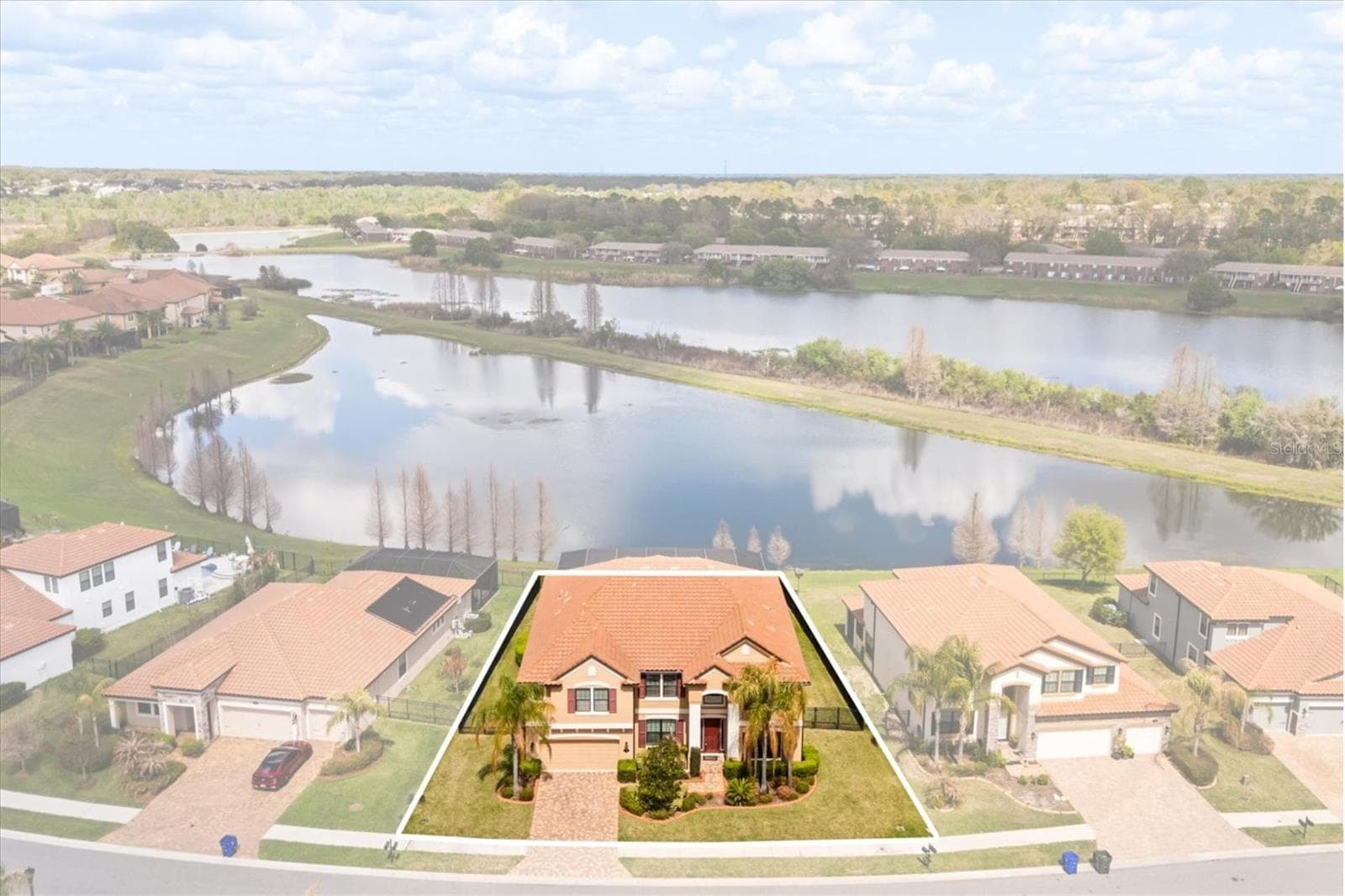 1831 Via Lago Dr photo 2