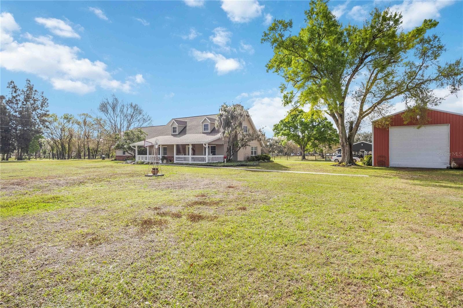 16031 Winburn Dr S photo 2