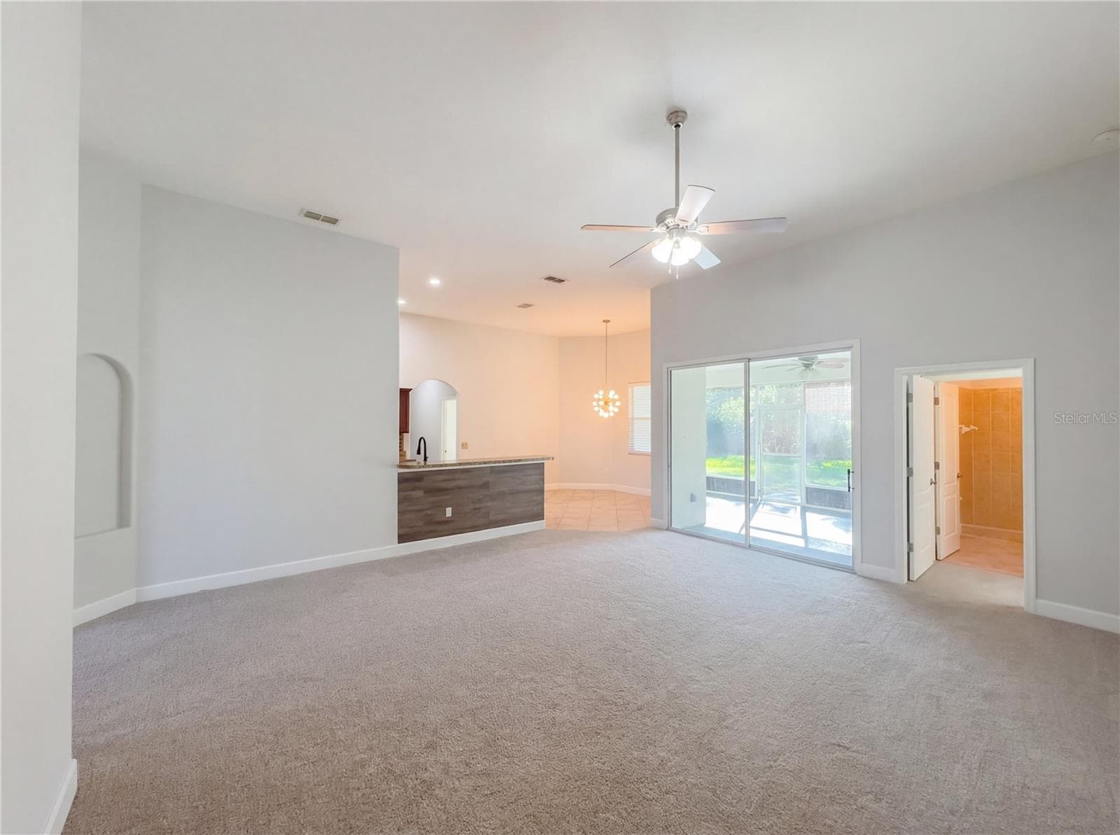 6326 Hickory Leaf Pl photo 3