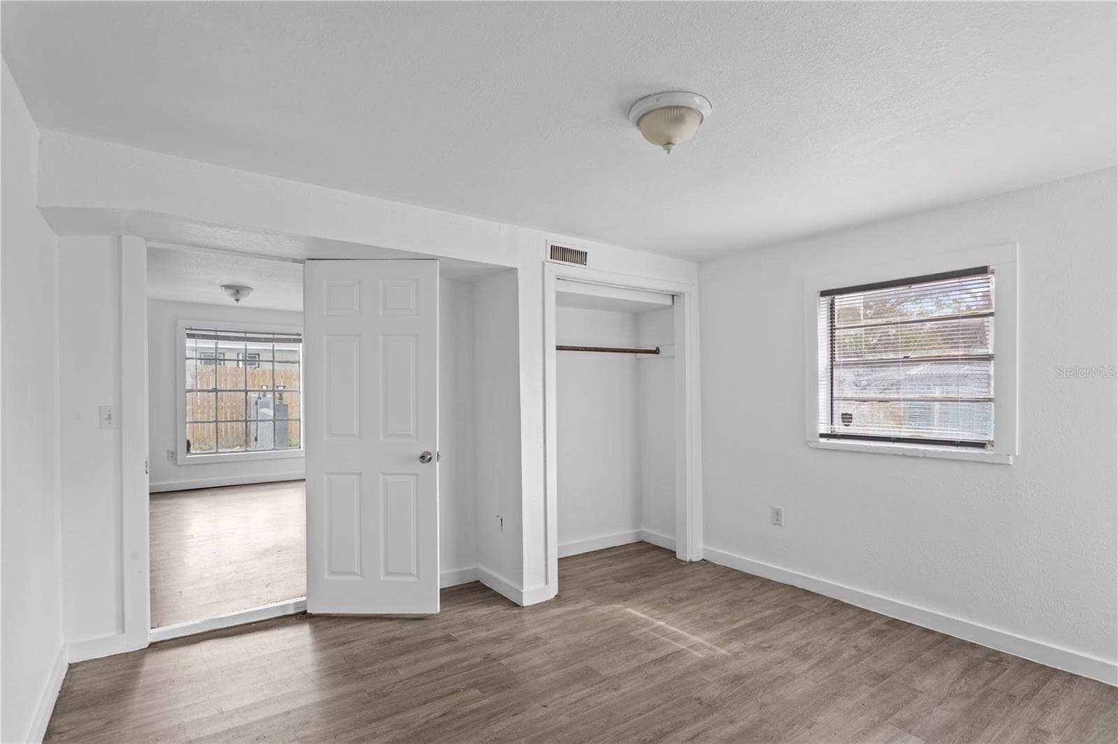 4103 N Howard Ave photo 5