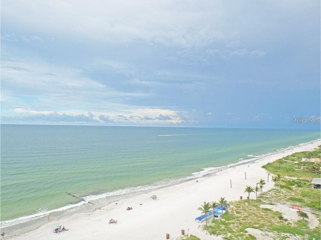 15000 Gulf Blvd #1108 photo 2