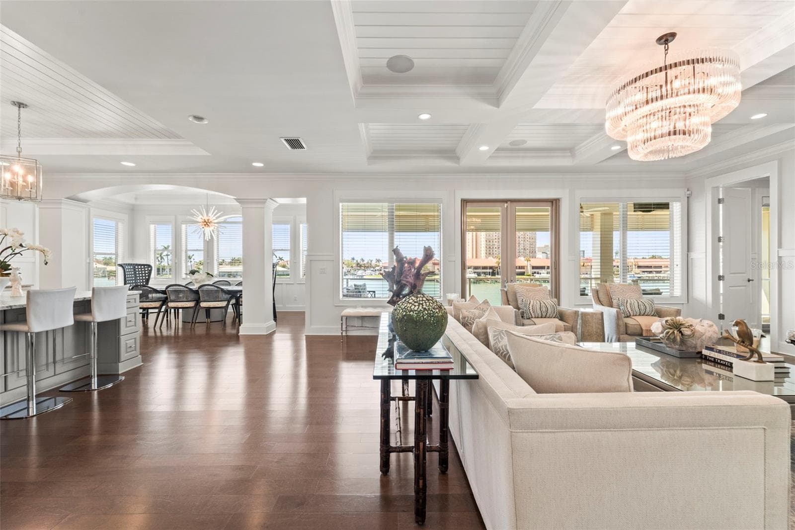 19 Bayfront CT S photo 4