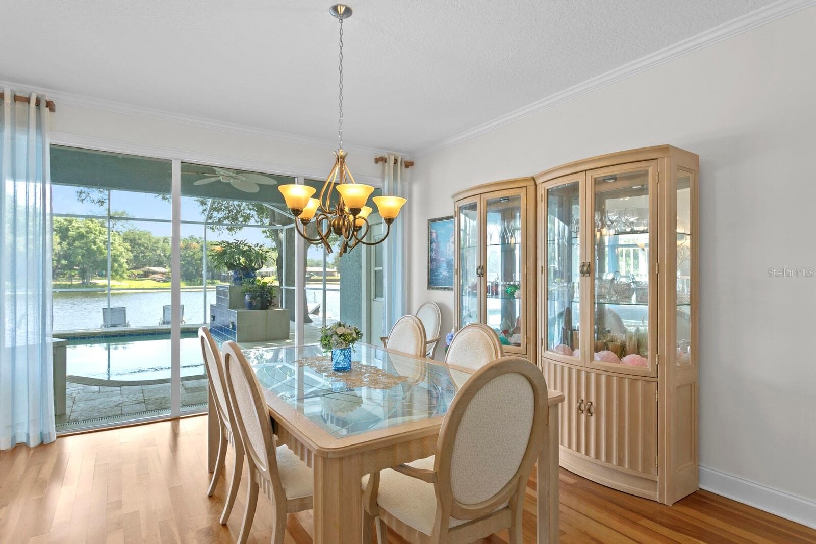 13548 Lake Magdalene Dr photo 5