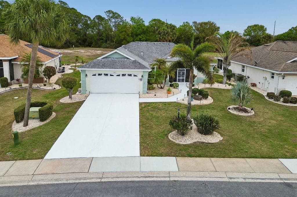 2035 E Del Webb Blvd photo 2
