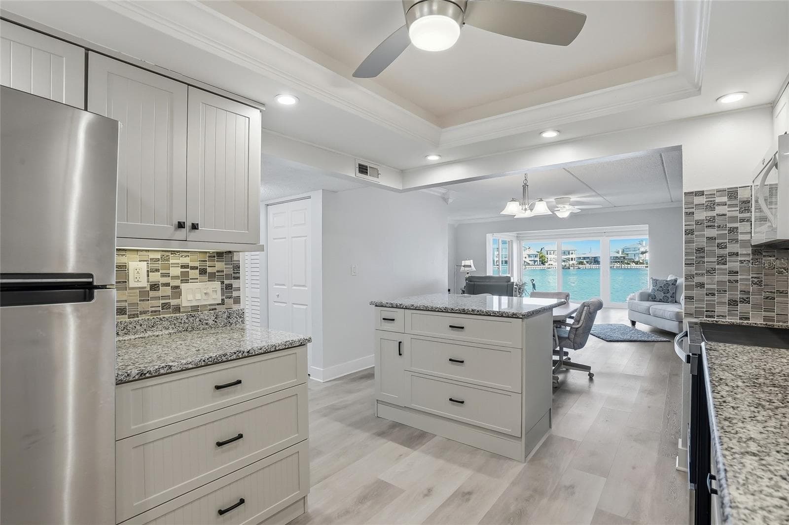 868 Bayway Blvd #101 photo 4