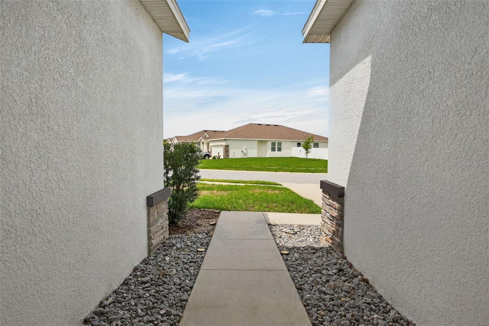 13454 Golden Lime Ave photo 2