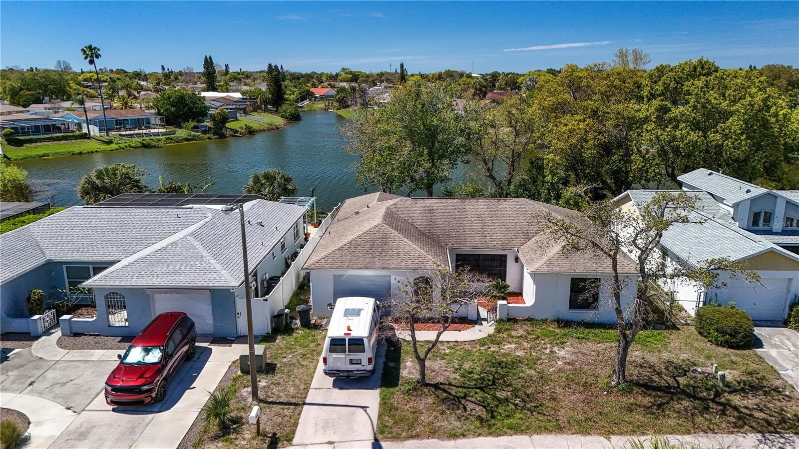 7619 Vienna Ln photo 2