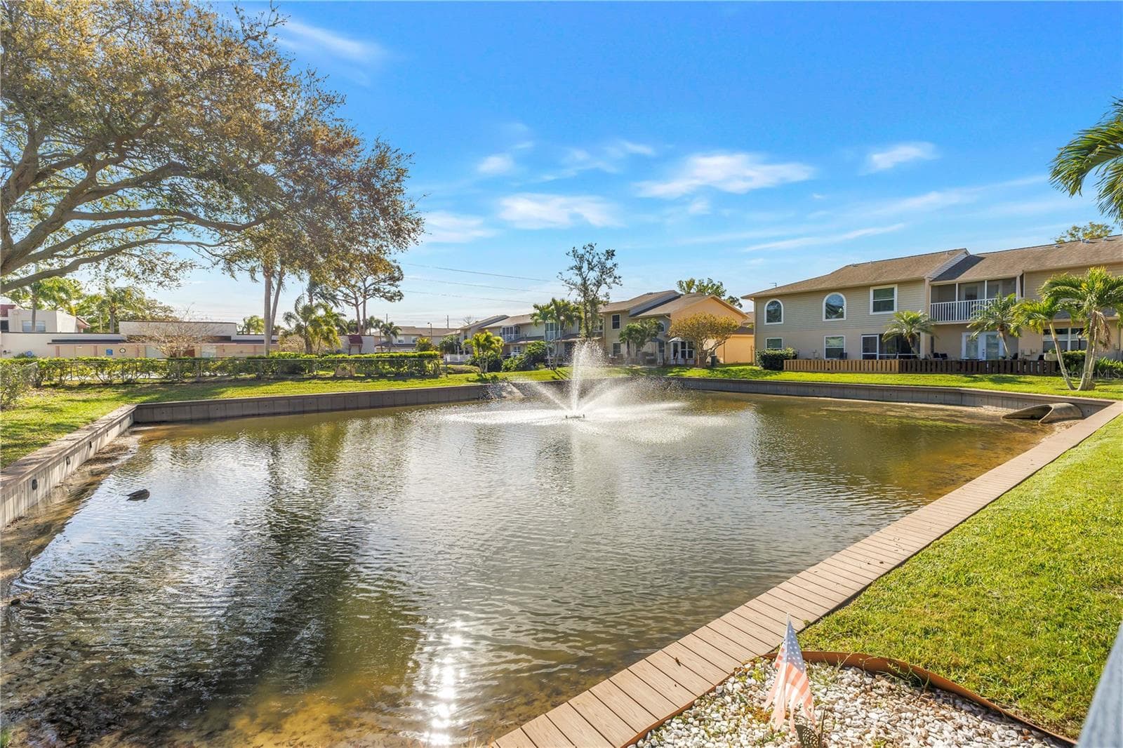 9049 Antigua Dr photo 5