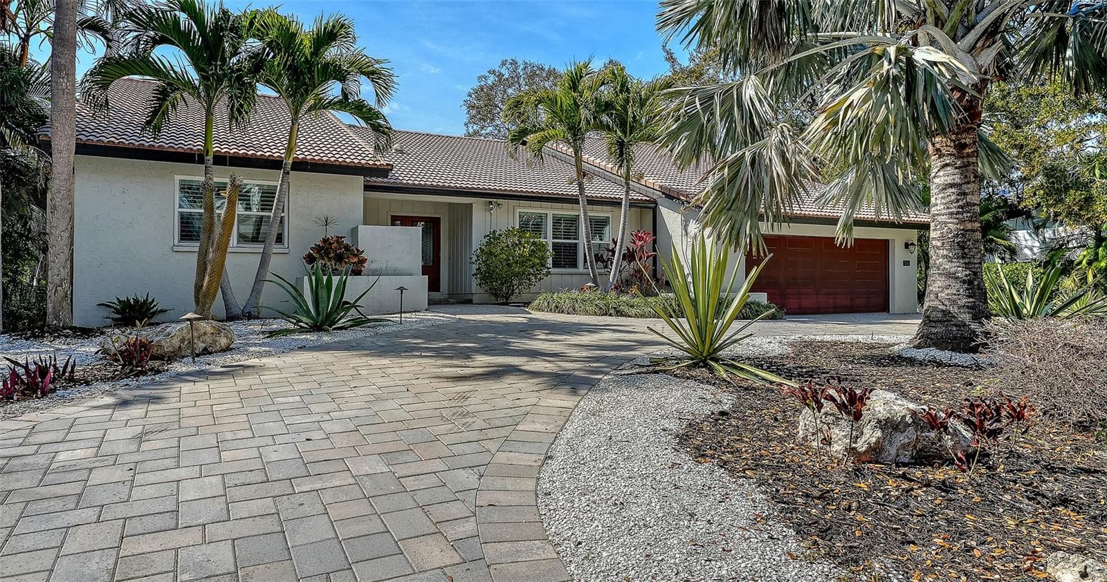 5231 Siesta Cove Dr photo 5
