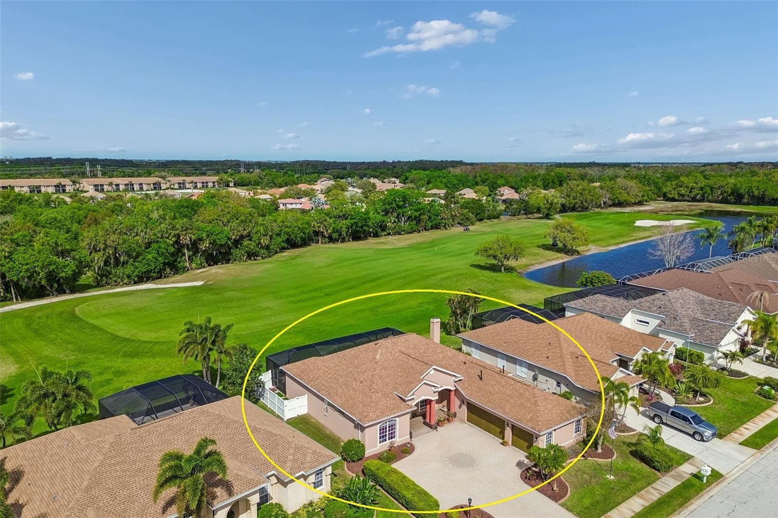 566 Planters Manor Way photo 2