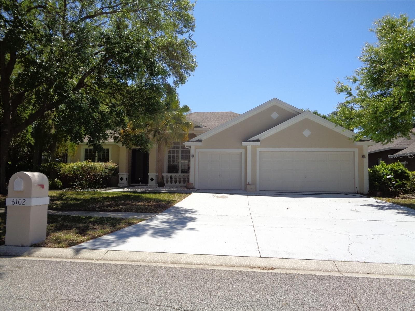 6102 Savoy Cir photo 2