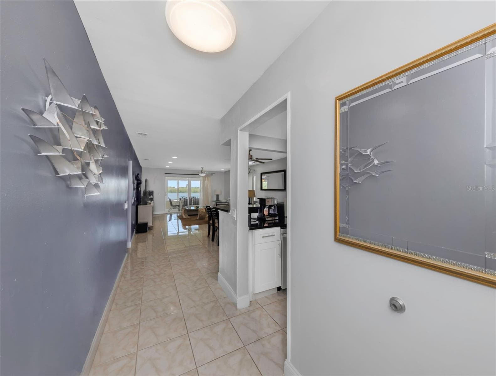1819 Shore Dr S #318 photo 2